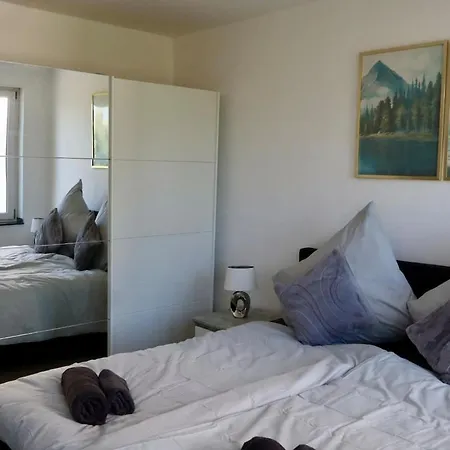 Villa Premium - Reihenmittelhaus - 5 Min Zur & Hbf