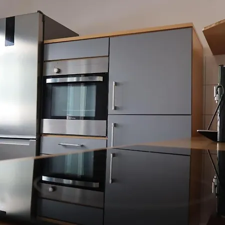 Premium - Reihenmittelhaus - 5 Min Zur & Hbf Villa *