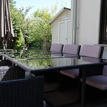 Premium - Reihenmittelhaus - 5 Min Zur & Hbf * Mönchengladbach