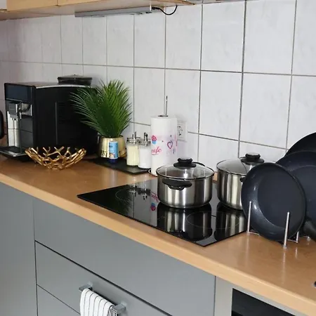 Villa Premium - Reihenmittelhaus - 5 Min Zur & Hbf Mönchengladbach